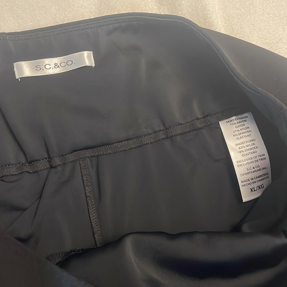 SC&Co Golf Skort- darling golf skort. Stretch comfy fit. NWOT - Picture 4 of 7